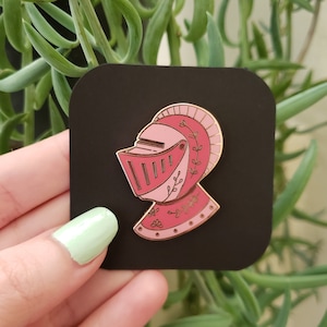 Knight&#39;s Helm Pin