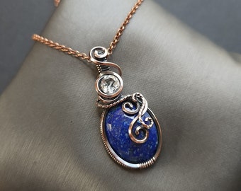 Collar de piedra preciosa de lapislázuli, joyería envuelta en alambre de cobre, colgantes de piedra de nacimiento para ella