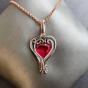 Colar de quartzo rubi, joia artesanal com pedra preciosa envolta em arame, pingente boho de cobre