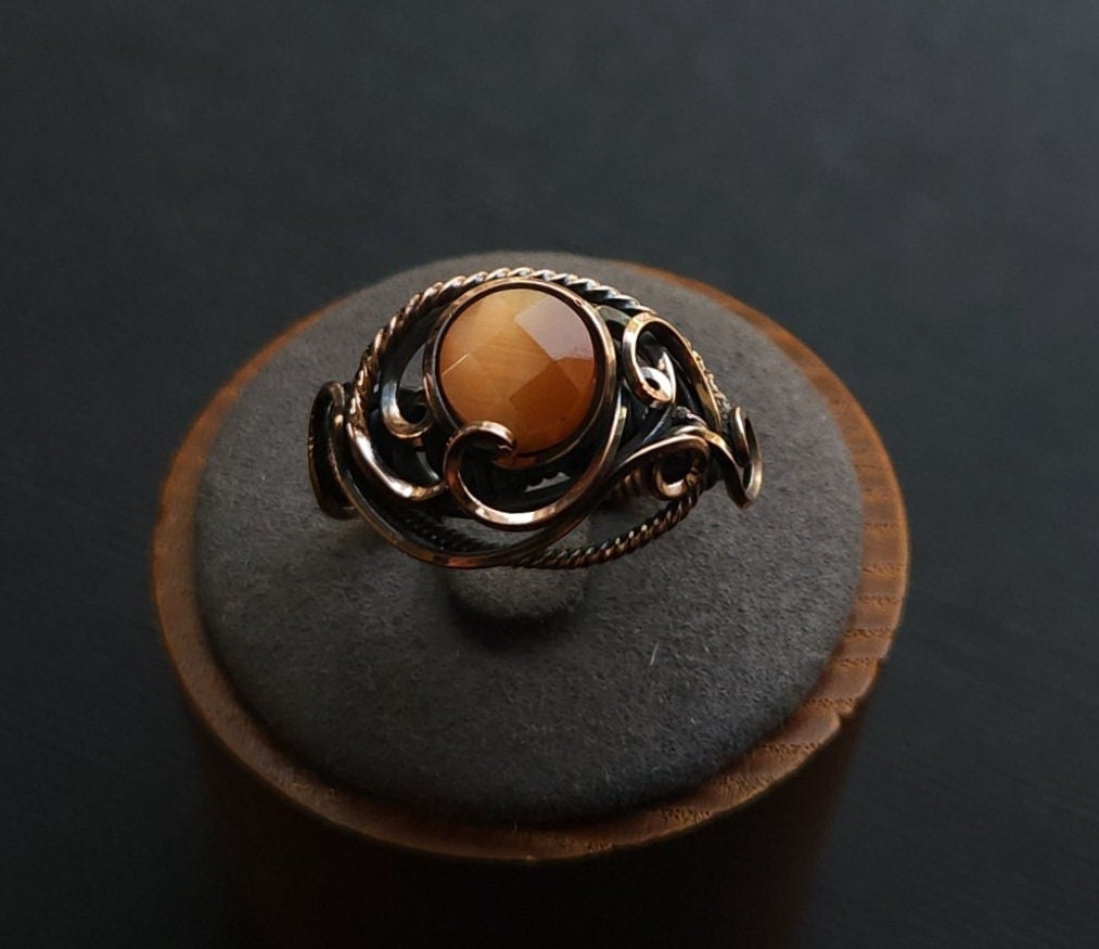 Wire wrap ring, Wire wrap jewelry, Copper wire rings, Peach cats eye quartz gemstone ring, size 7 1/2 rings, Crystal jewelry, Statement ring