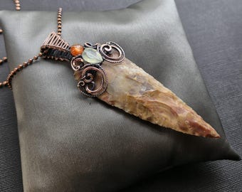 Pfeilspitze Statement Halskette, gewickelter Schmuck aus Kupferdraht