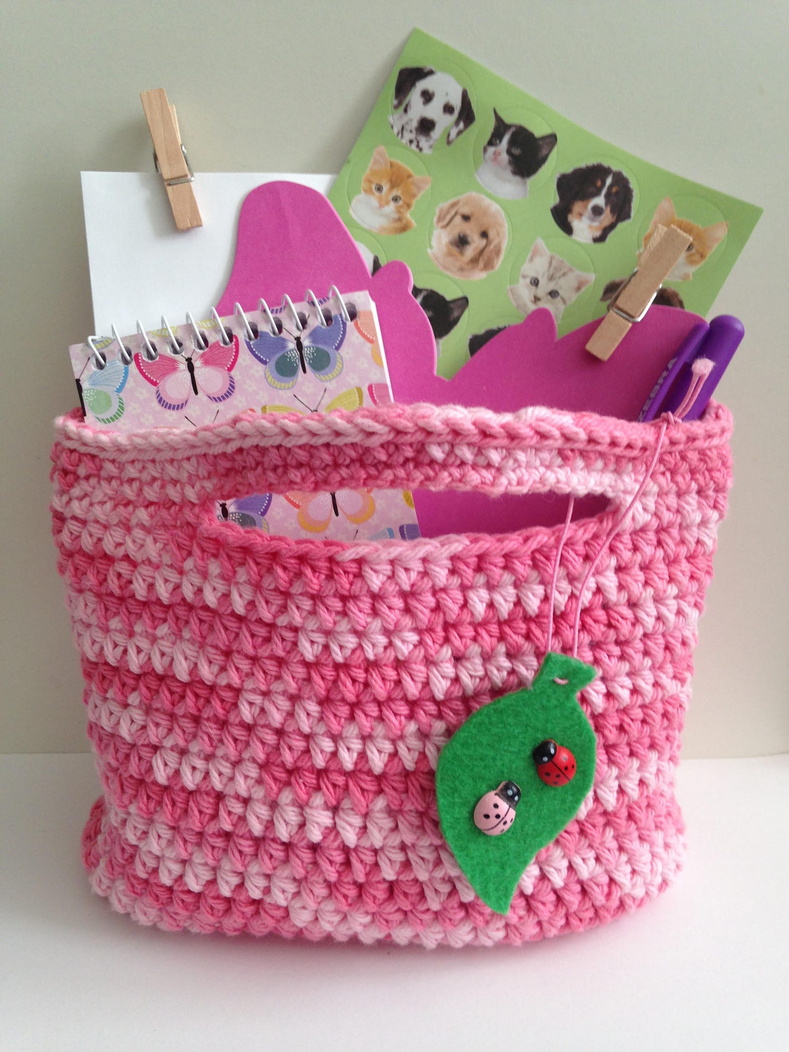 crochet travel bag