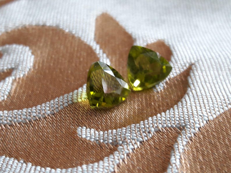 7mm 3.41ctw Arizona faceted peridot pair for earrings and jewelry making