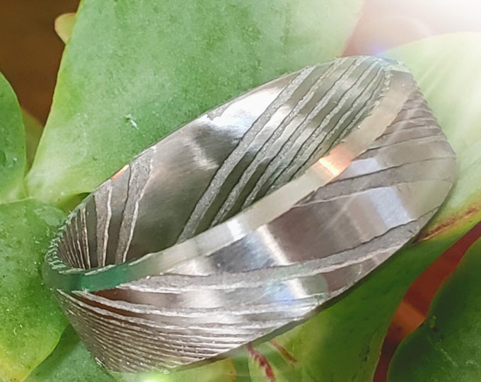 6mm or 8mm Beveled Damascus Forged Wedding Band w/ Comfort Fit | Anniversary Band, Damascus Rings, Mens Wedding Band, Ladies Engagement Ring