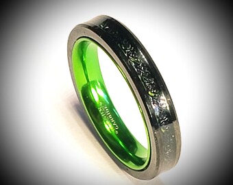 4mm Irish Green Carbon Fiber and Black Celtic Inlay over Black Tungsten Carbide and Green Inner Band (Wedding Ring, Engagement, Anniversary)