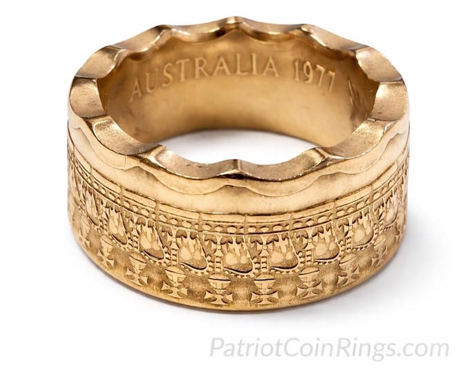Silver Jubilee Coin Ring - 1977 Australian 50 Cent, Scalloped Design