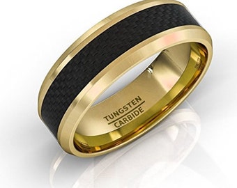 8mm Mens 18K Gold Tungsten w/ Black Carbon Fiber Inlay Band w/ Beveled Edges (Wedding, Engagement, Anniversary) Ring Sizes 7-17