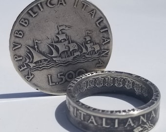 1958-2001 SILVER Italian 500 Lire COIN RING.  Italian Lira detailed stamping, crests of Italy or Italiana facing out. Familia Heritage Band!