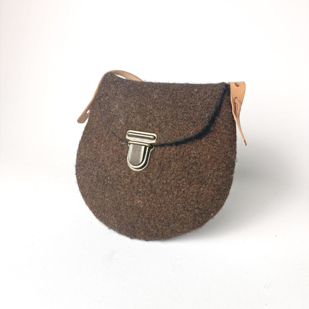 Melon Small FF Shoulder Bag