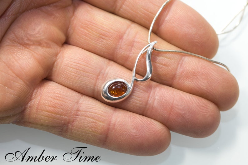 Silver Note Music Note ZB0196 Baltic Amber Note Tune Pendant /& Sterling Silver Ag 925