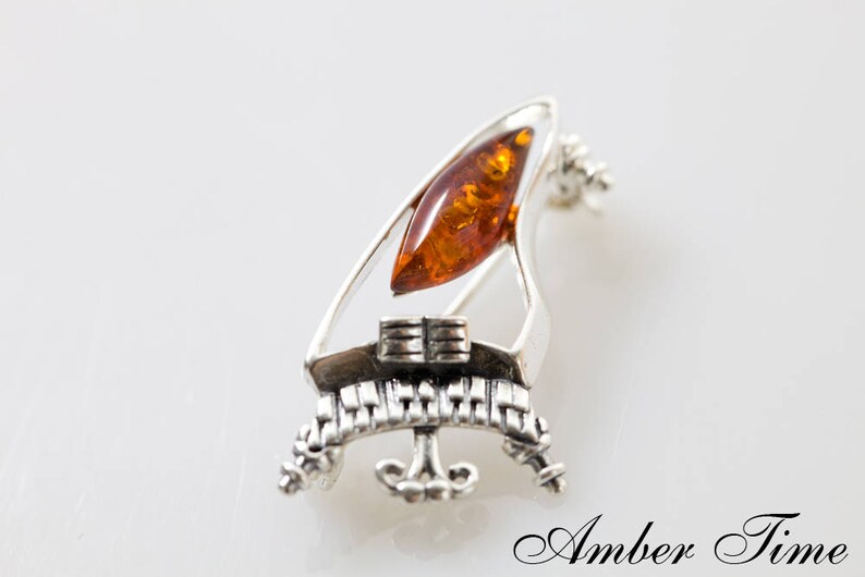 fine amber jewelry