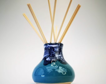 Reusable/eco friendly Ceramic diffuser, diffuser with reeds, bud vase, small bottle neck vase