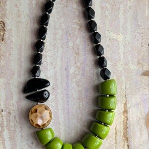 GREEN & BLACK NECKLACE, Big Bead Feature Necklace, Costume Jewellery