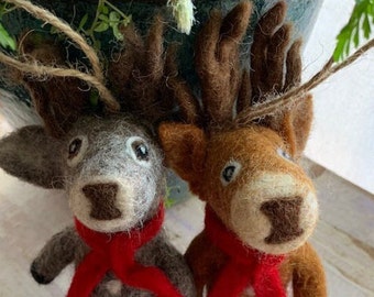 FELT REINDEER, Handfelted in Nepal, Felted Wool Decoration with a Jute string loop