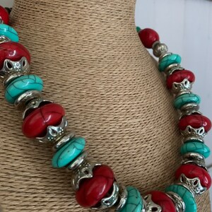 BEAD NECKLACE, Feature Necklace, Costume JEWELLERY, Turquoise and Red Big Beads.