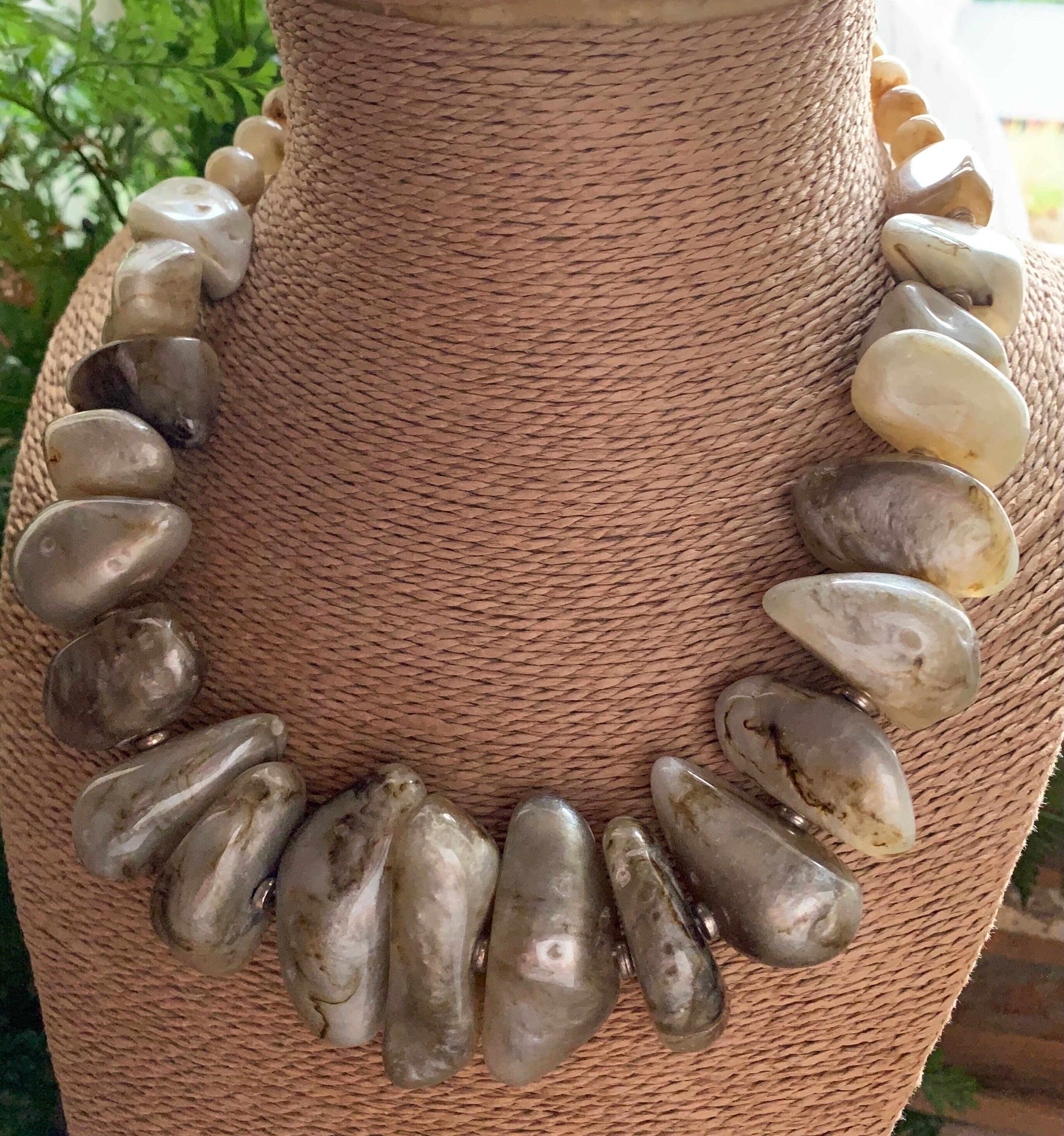 【新品】BIG SYNTHETIC RESIN BEADS NECKLACE Big White Beaded Necklace, 20 Mm White Resin Beads Necklace