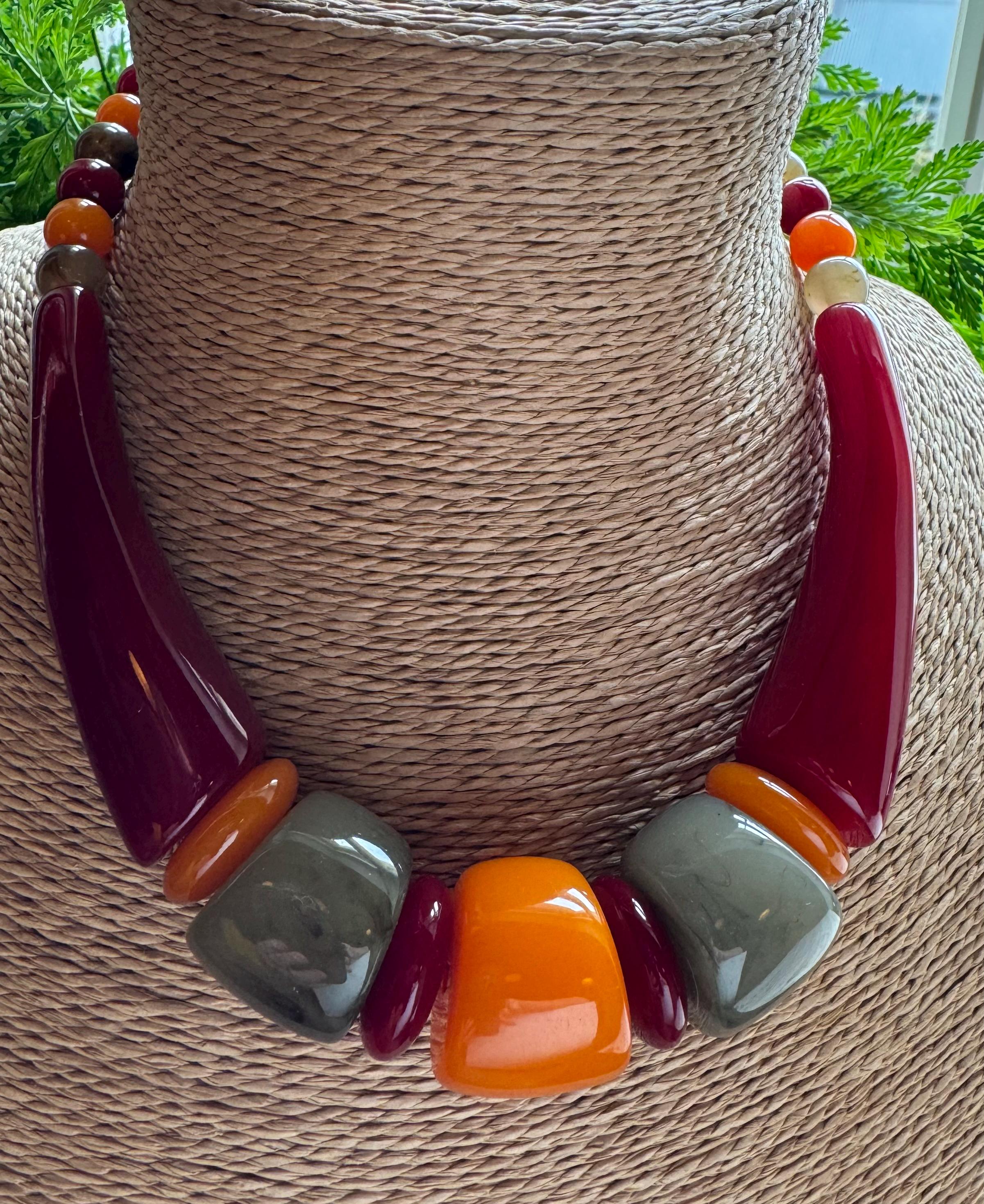 【新品】BIG SYNTHETIC RESIN BEADS NECKLACE BIG SYNTHETIC RESIN BEADS NECKLACE – m's braque