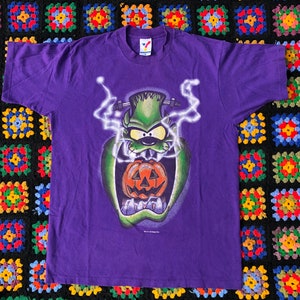 Vintage 1994 Taz Warner Bros T-shirt Rare (L)