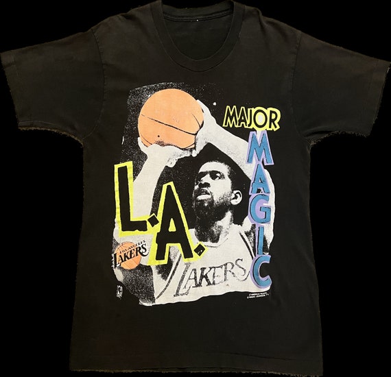 Vintage Magic Johnson T-shirt (L) - image 1