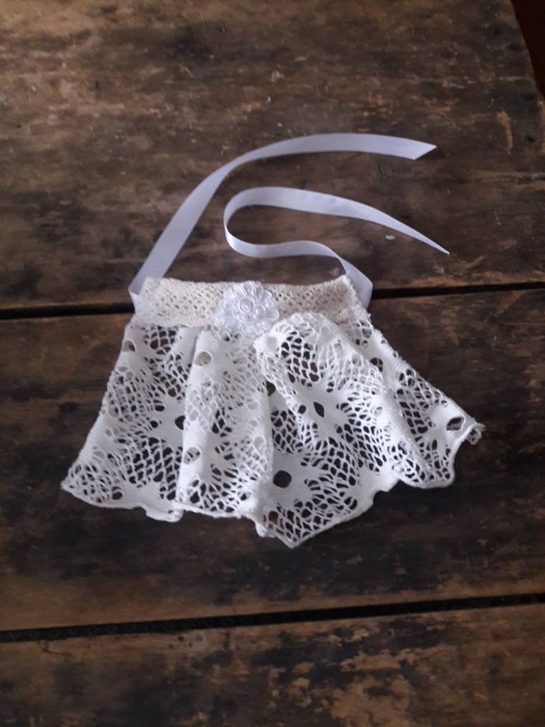 White Lace Jabot Lace Costume Cravat Lace Victorian Ascot