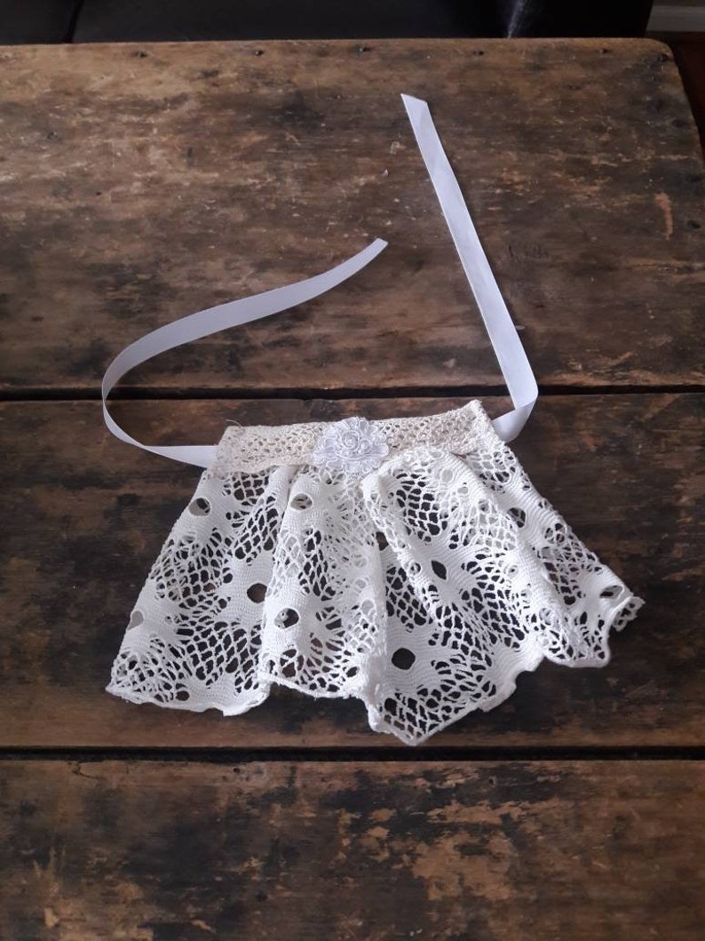 White Lace Jabot Lace Costume Cravat Lace Victorian Ascot