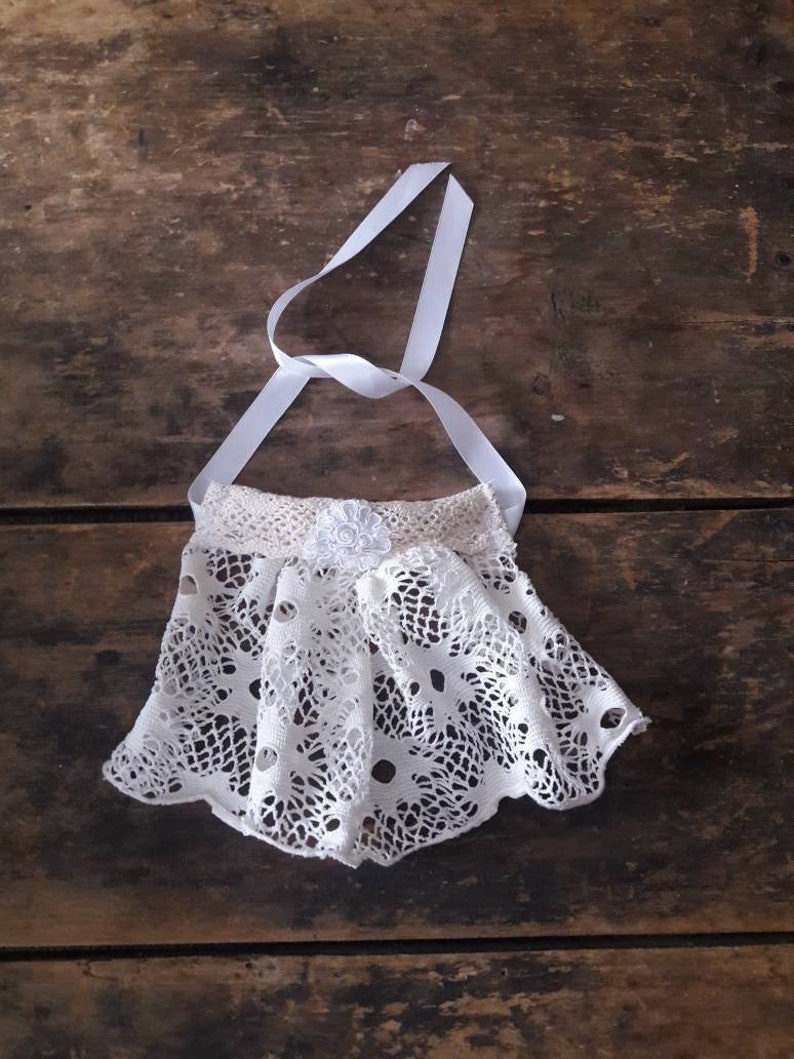 White Lace Jabot Lace Costume Cravat Lace Victorian Ascot