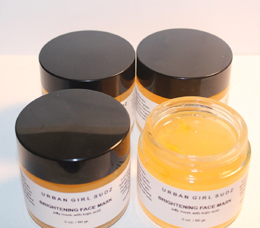 Skin Brightening Face Mask With Kojic Acid to Help Even Skin Tones