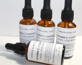 Suero iluminador con vitamina C y café para ojos que hidrata, desinflama y revitaliza las ojeras cansadas.