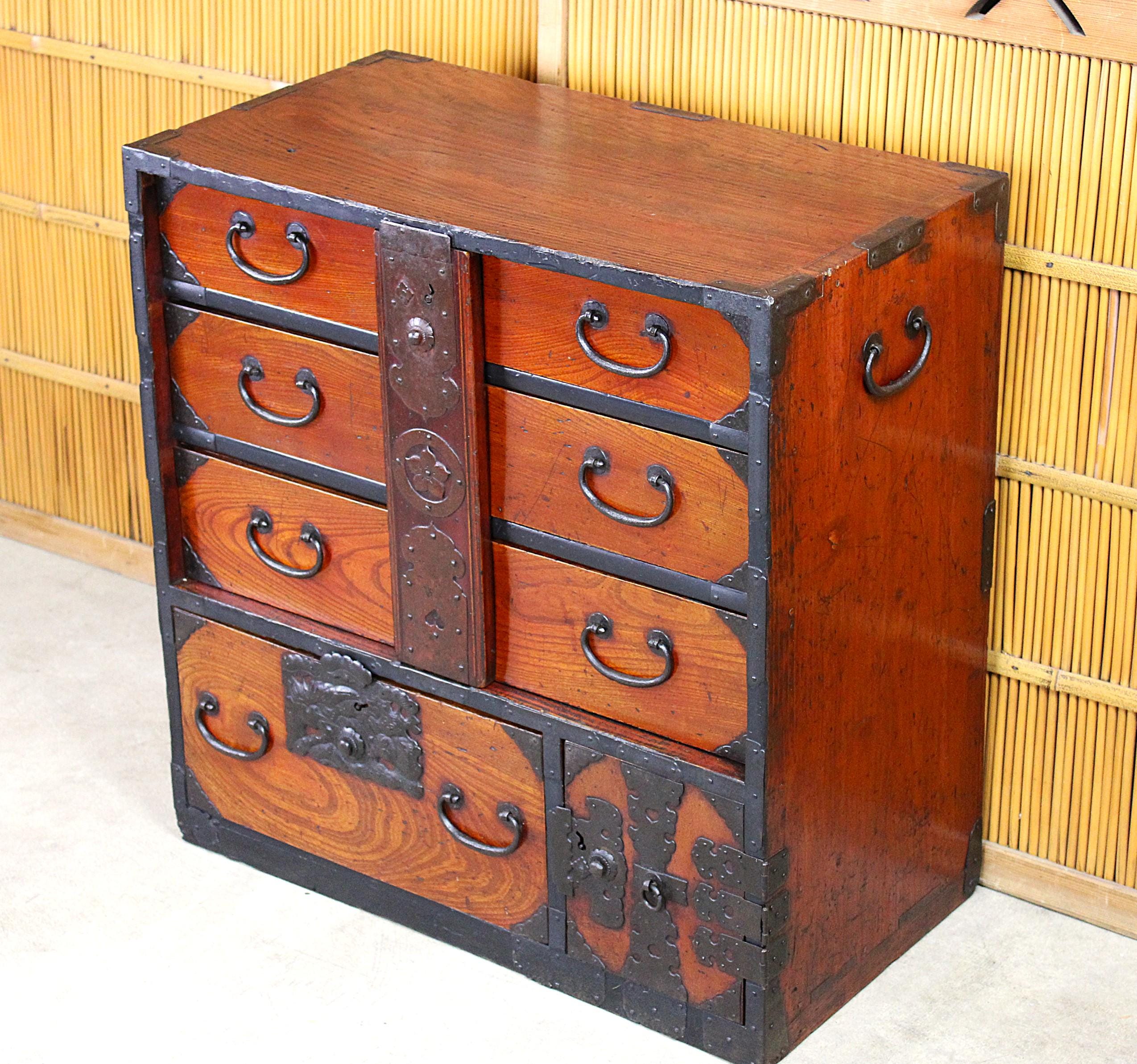 Small Antique Japanese Keyaki Tansu, 24