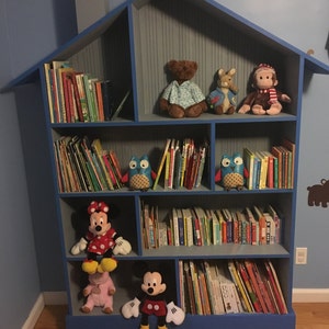 Bookshelf for children