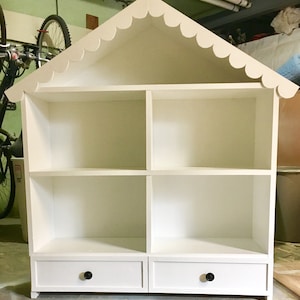 Bookcase/dollhouse with drawers and scalloped roof image 2