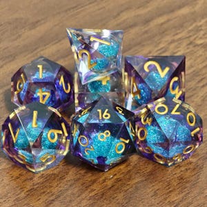 Purple Liquid Core Dice, Dnd Resin Dice Set, D and D Dice, Dungeon and Dragon, D&D Polyhedral Role Playing Games, D+D Sharp Edge Dice