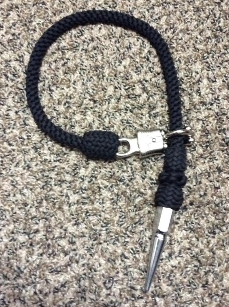 paracord biker whip