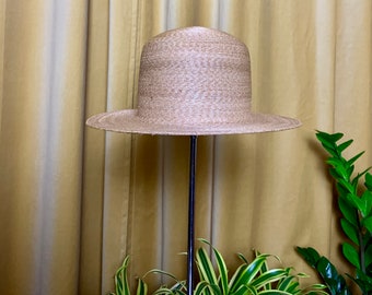 Vtg Italian Straw Hat With Figurine & Accents 1950s Boater  display picture 3