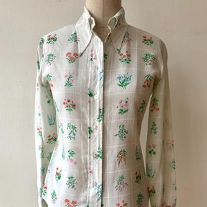 Vintage Floral Print Collared Shirt