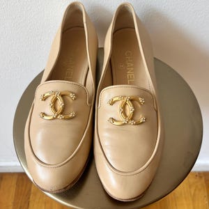 CHANEL シャネルヴィンテージローファー Vintage 90s Chanel Loafer | Pickle