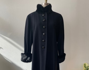 Vintage 1980s Donnybrook Wool & Fur Trimmed Coat