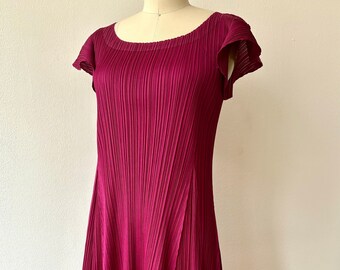 Vintage Issey Miyake plooien alsjeblieft magenta jurk