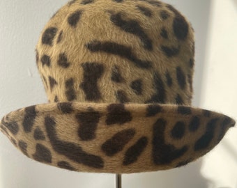 Accessoires Hoeden & petten Vissershoeden Vintage Philip Treacy luipaard faux fur hoed 