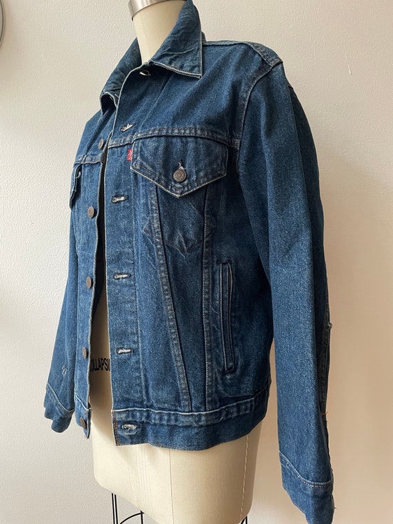 Vintage 1980s Levis Dark Denim Jacket - image 2