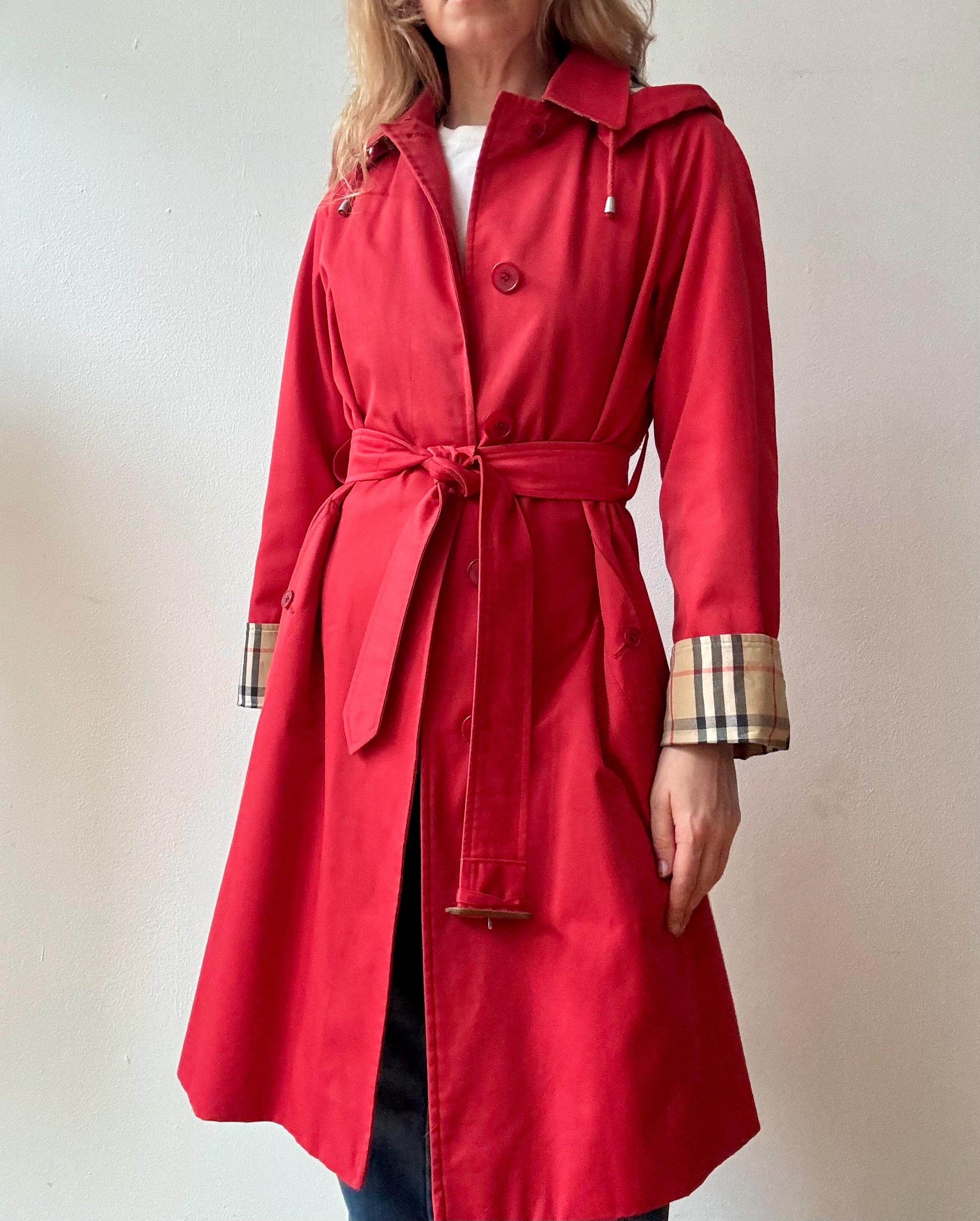 Burberry Roter Damen Trenchcoat Burberry Damen Trenchcoat Mantel