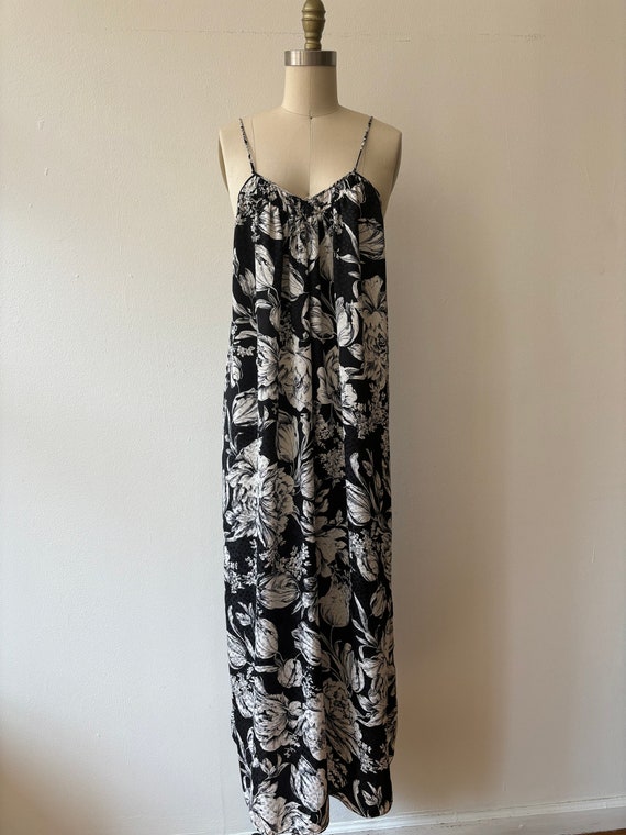 vintage 1980s Mary McFadden Black & White Floral S