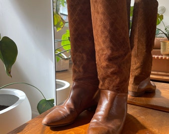 Vintage 1980s brown suede leather boots