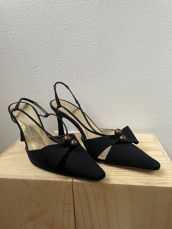 Vintage Anne Klein black slingback heels