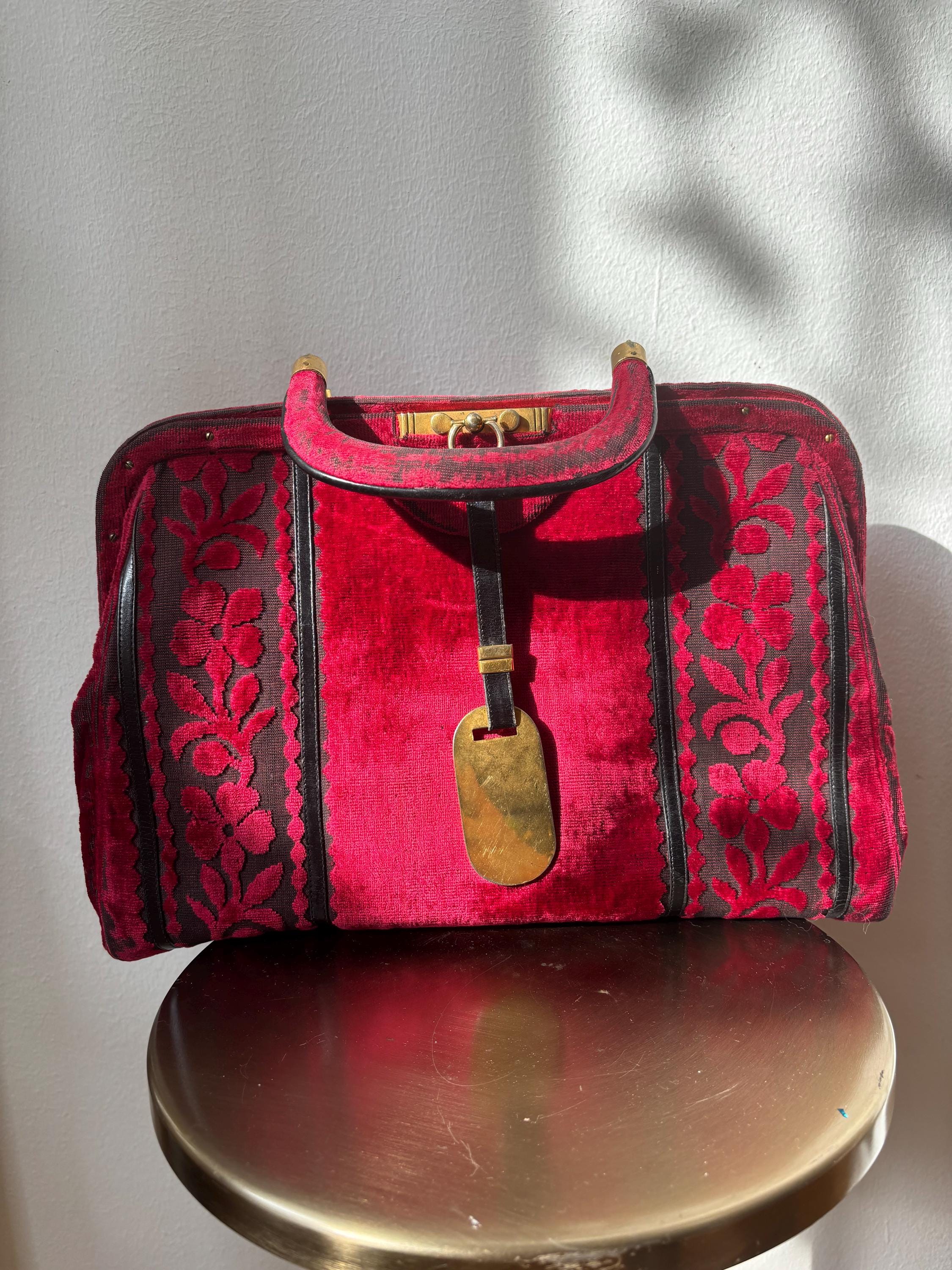 Roberta Roberta di Camerino vintage レザーポーチ NAVY di Camerino 