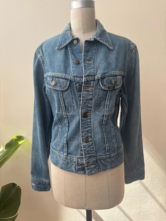Vintage 1970s Lee 101-J Sanforized Denim Trucker Jacket