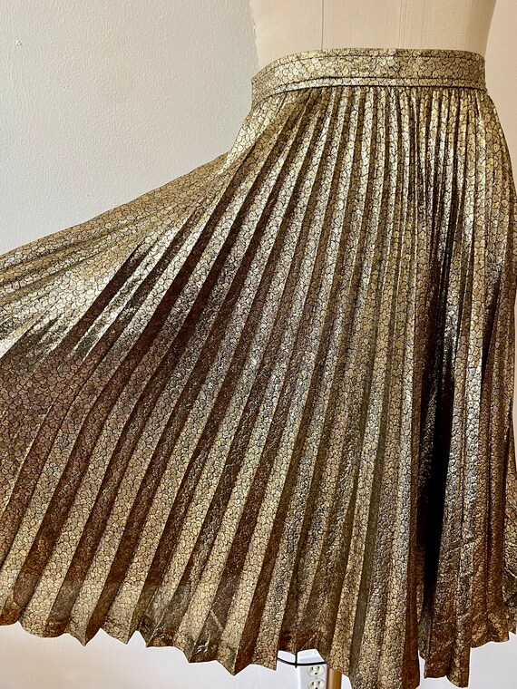 Vintage 1980s Metallic Gold Lame Pleated Skirt - image 4