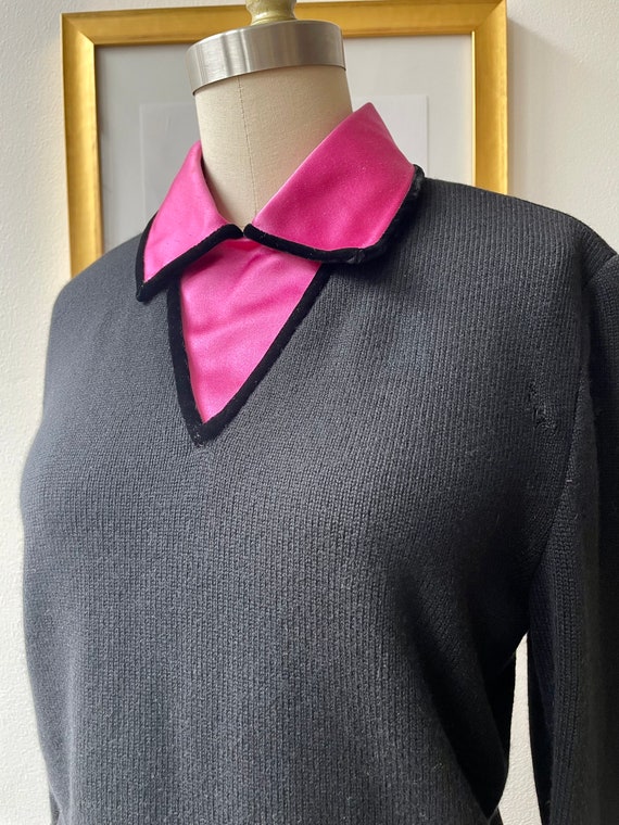 Vintage 80s Valentino cashmere and satin collared… - image 3