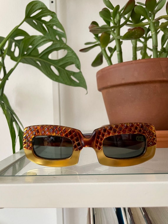 Freckles Mark 70s Super Oversize Square Sunglasses for Women Vintage Rectangular Plastic Frame