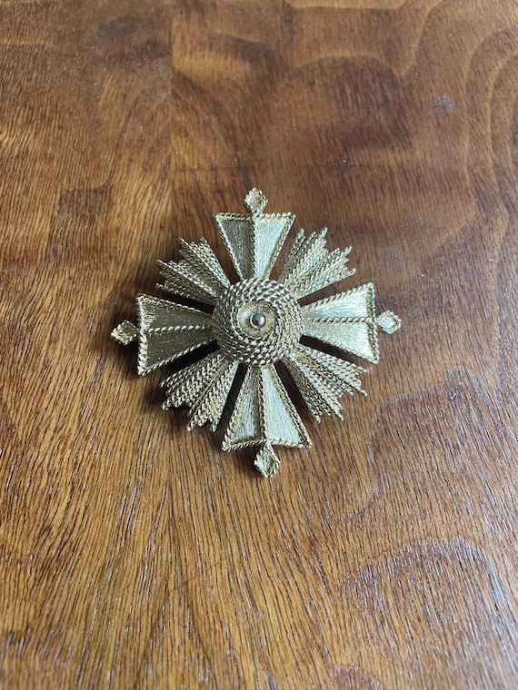 Vintage Monet Gold-tone Brooch